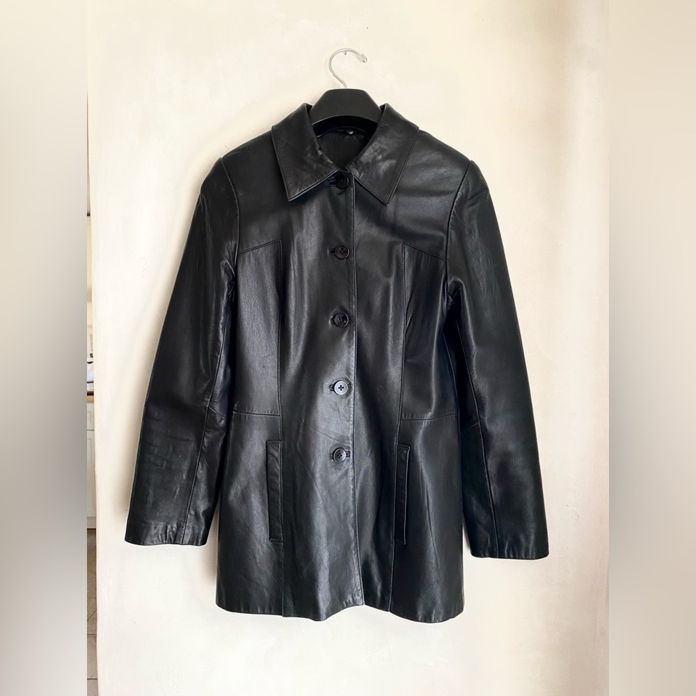 Vakko Sport Women's Small Black Leather Coat with Detachable Faux Fur Collar